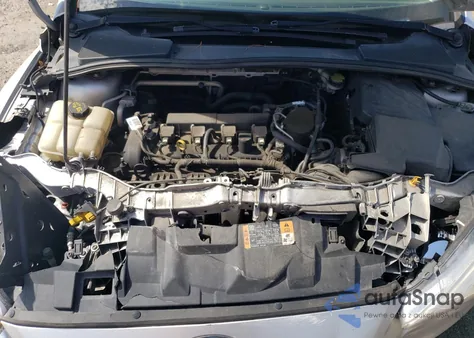 2016 Ford Focus S z USA, uszkodzony, nr VIN 1FADP3E27GL232960